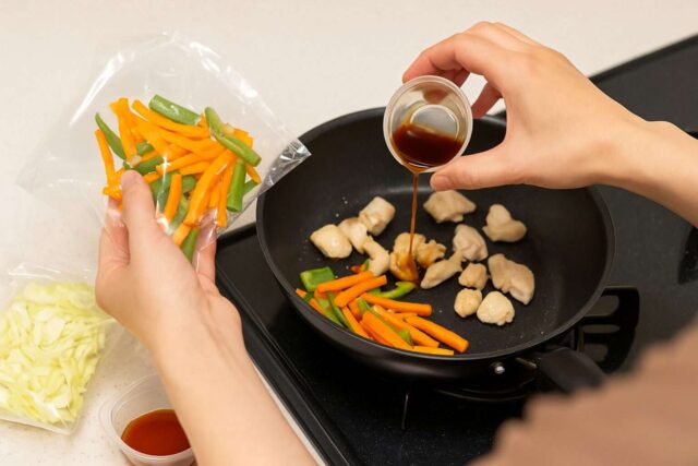 時短で簡単に料理ができるミールキットの中身